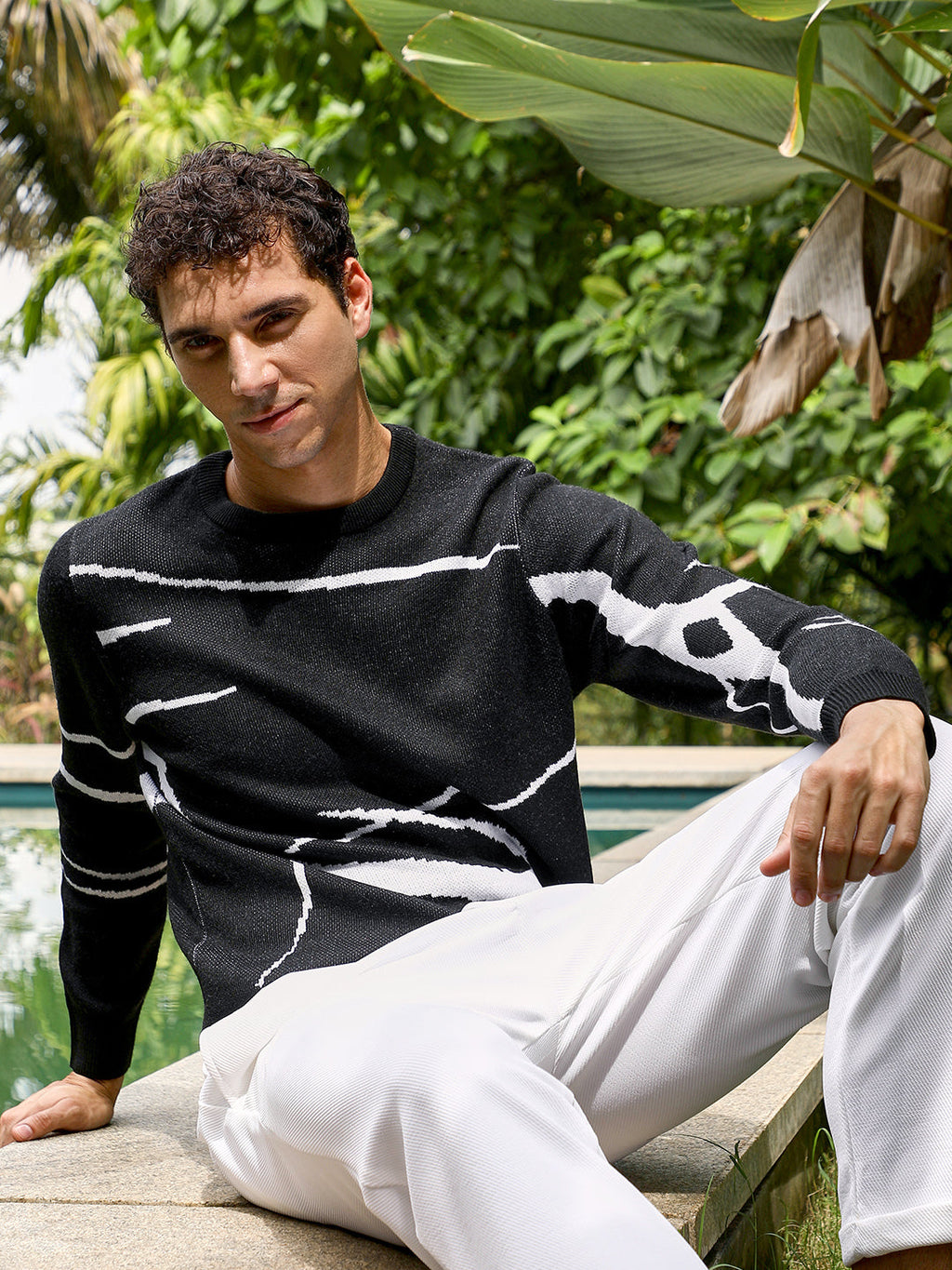 Mono-Abstract Pullover Sweater