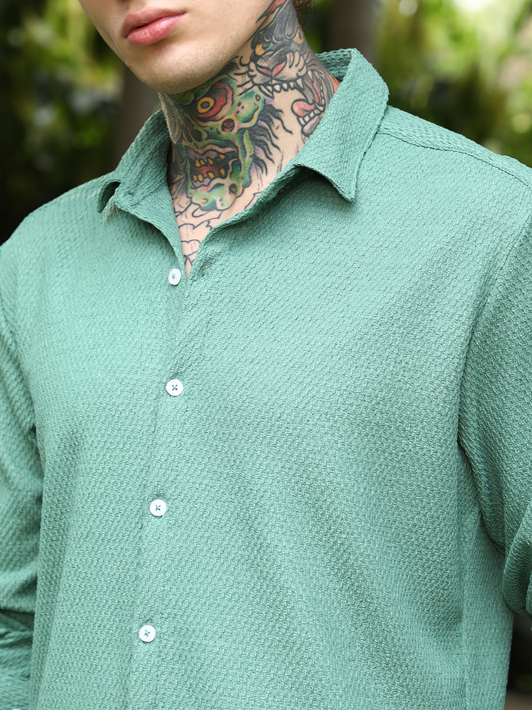 Weave-Tactile Shirt